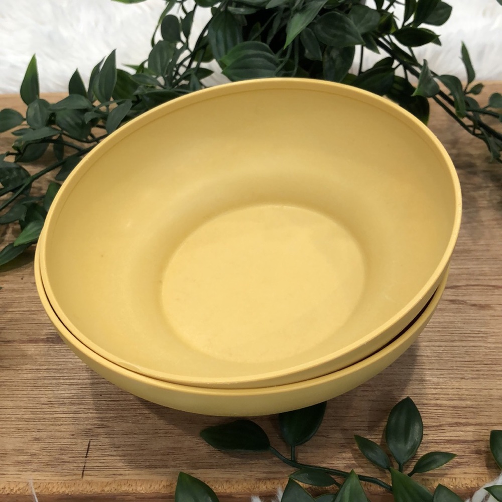 Tupperware bowls - Picture 10 of 10